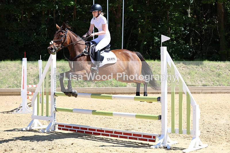 3E7A3036 - Class 8: 90cm