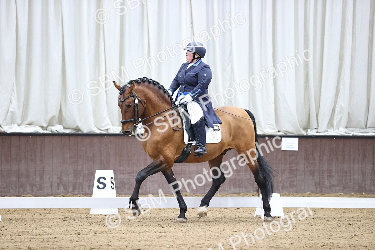 SBM_001307 - Class 21 -23 - FEI INT1-GP-Junior-Junior fsm