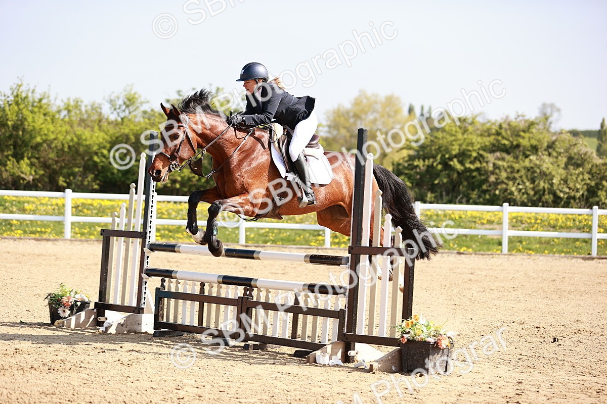  - Class 21 - Senior British Novice - 90cm