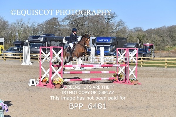 BPP_6481 - CLASS 10 SUN Newcomers/ 1m Open