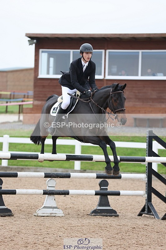 241101A-115435-01547 - FRI Cls 5 Newcomers and 1.10m Open