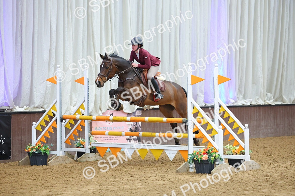 SBM_009851 - Class 21 - Nupafeed Supplements Senior Discovery/ 1m Open - First Round (1.00m)