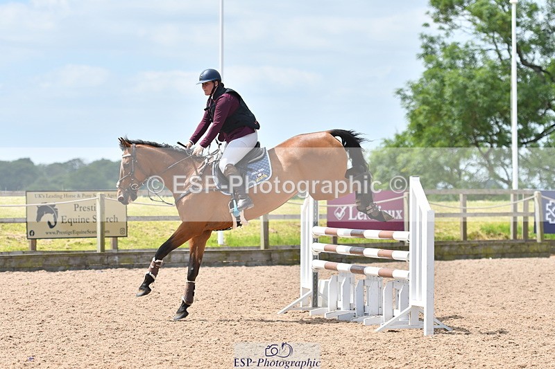 240609A-115052-04779 - Cls 17 Snr 1.05m Open