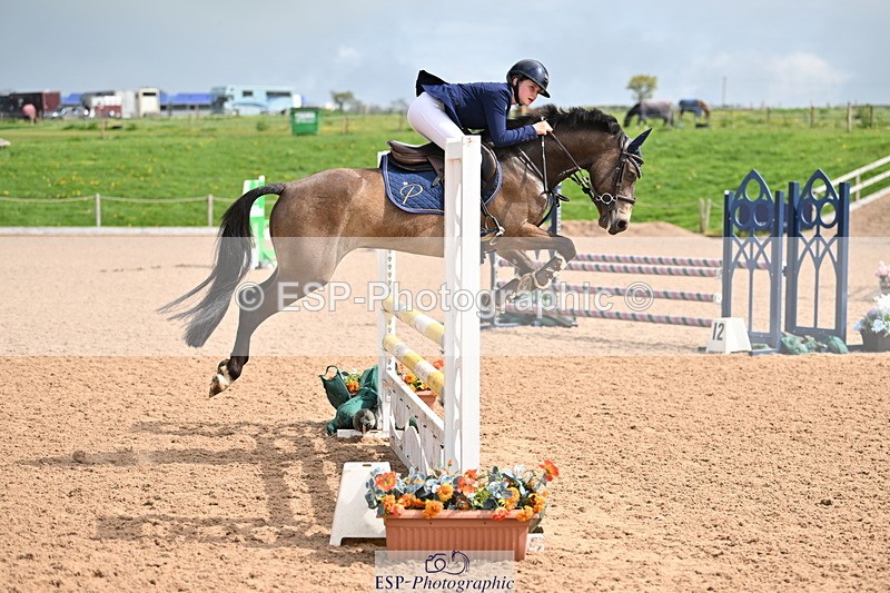 240506A-110155-08371 - Cls 3  Pony Discovery & 90cm Open