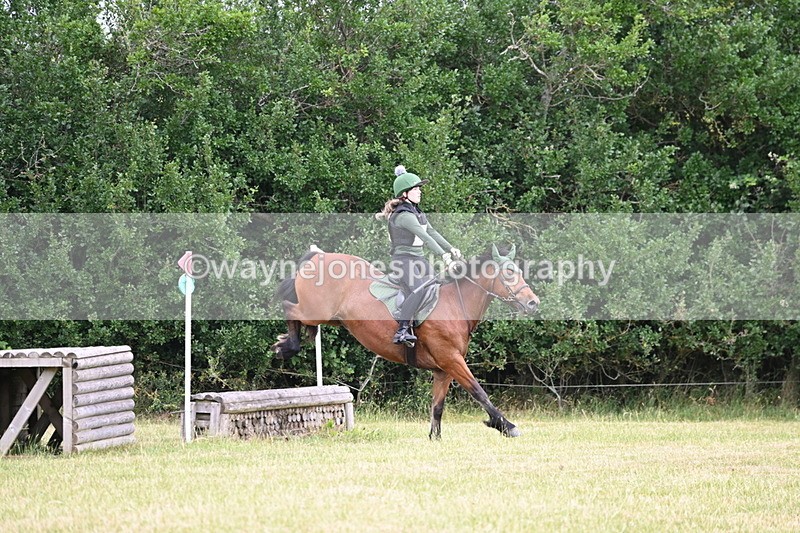 WJ6_6488 - 60cm XC Time 10:17 to 10:49