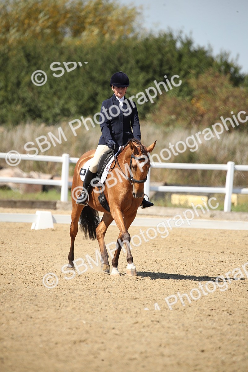 SBM_005701 - Class 11 - Novice 5 - 13.19-14.22