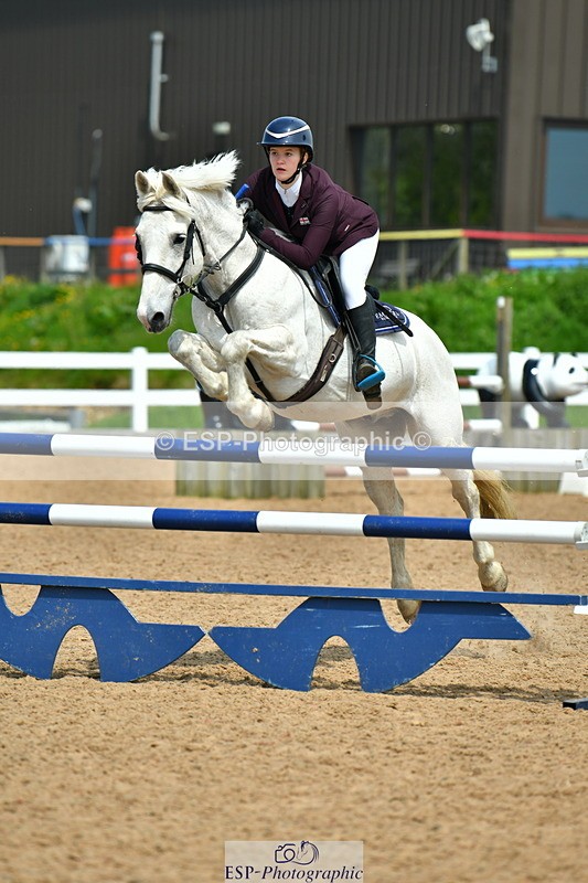 230514A-134330-03035 - Cls 25 Pony Foxhunter & 1.10m Open