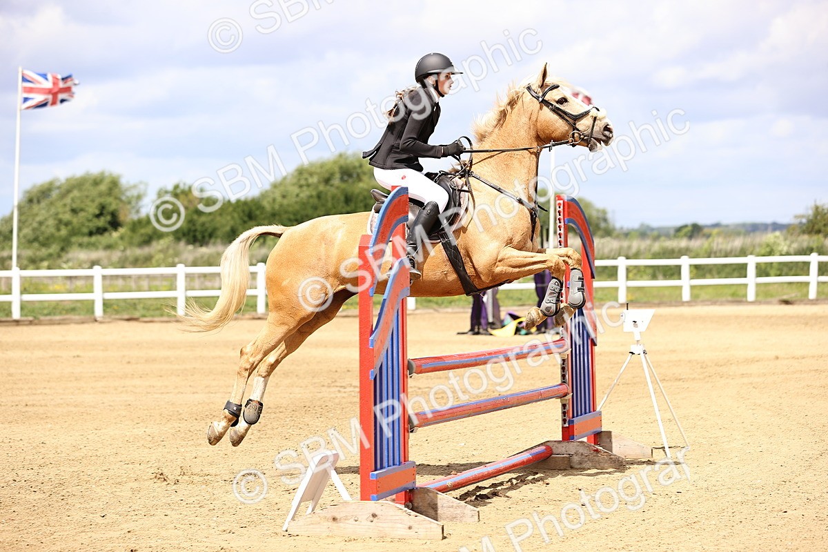 SBM_007894 - Class 3 - 90cm showjumping