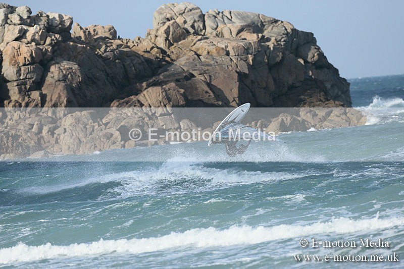 WS 020413-256 - Windsurfing