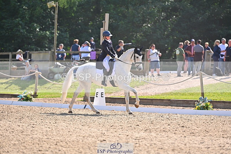 250523A-163358-08289 - A-065-Beatrice.Montgomerie-JAG.WOMANIZER.LADY