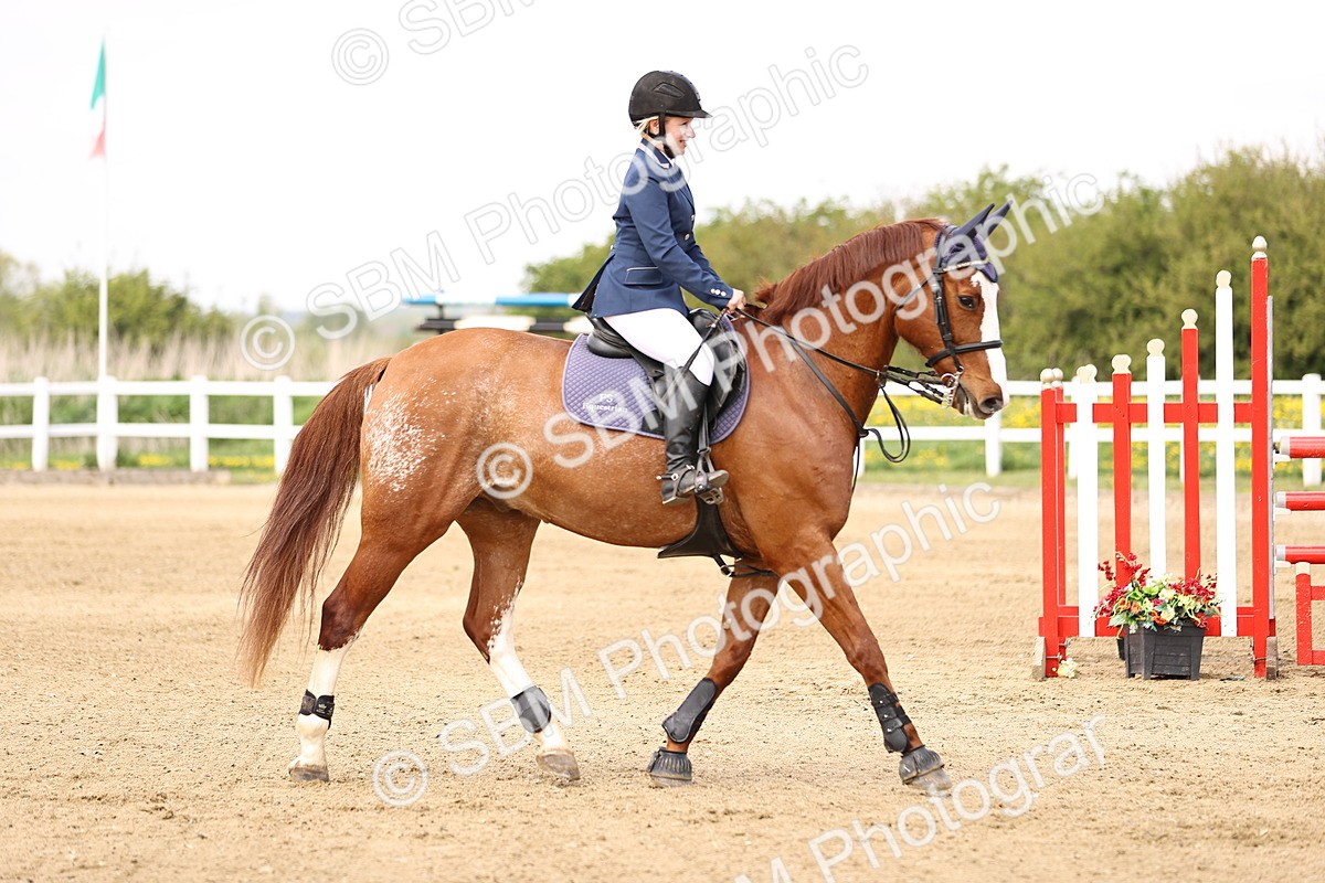 SBM_002361 - Class 11 - Senior newcomers - 1.10m