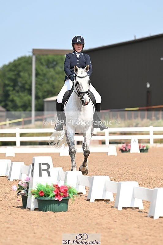 250816-125344-04592 - 075-Jackie.LimintonSaddlewood.Surprise