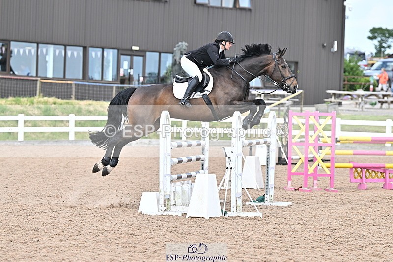 240605A-160212-01017 - Cls 5 Foxhunter and 1.20m Open