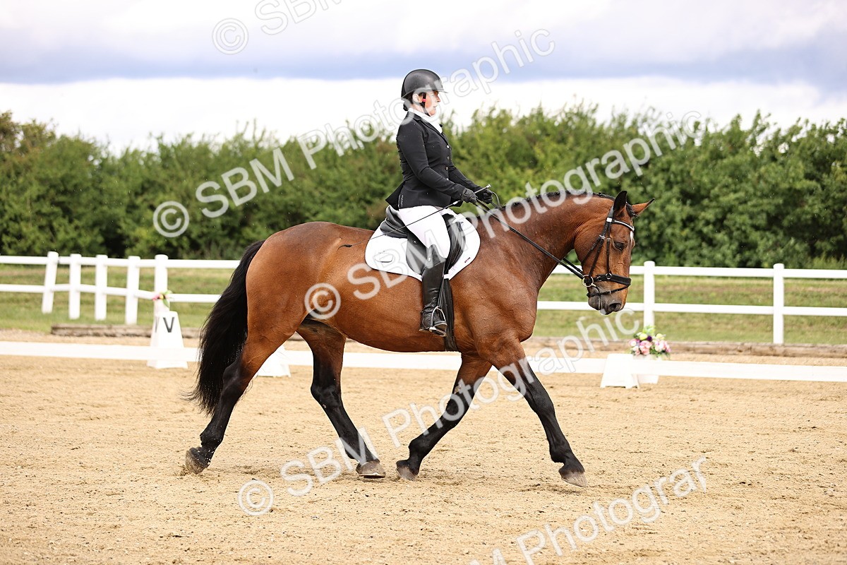 SBM_002018 - Class 2 - Novice 4 - 10.36-11.39