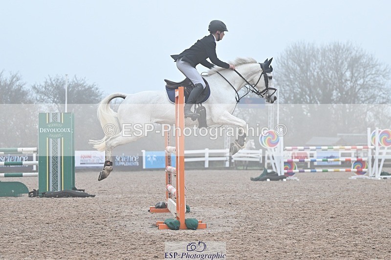 251115-123141-00979 - Cls 10 Pony Foxhunter and 1.10m Open