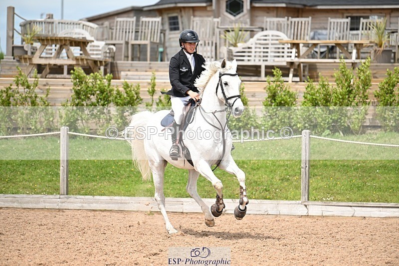 250611-135330-00735 - Cls 6 Snr Foxhunter & 1.20m Open