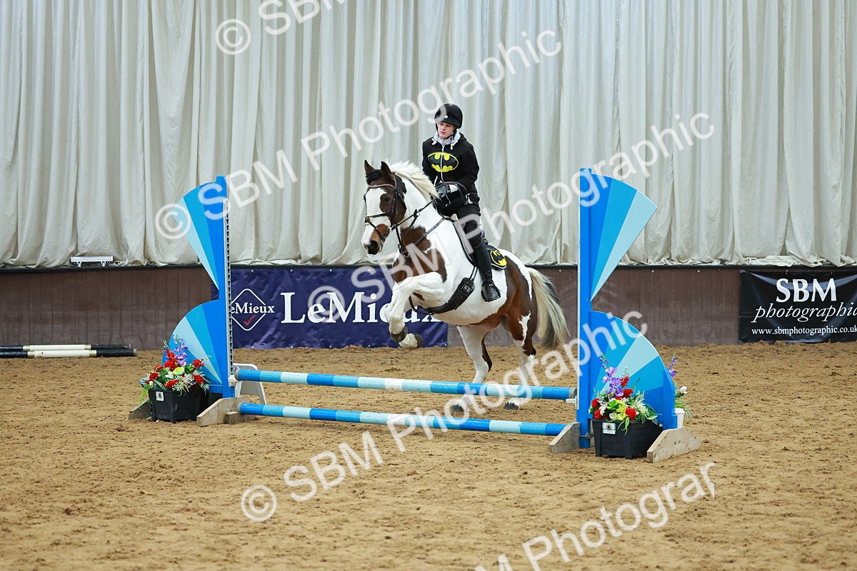 SBM_002470 - Class 3 - Horse & Hound (60cm)