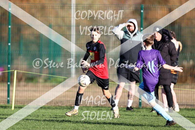 1DX31486 - 2025-11-23 FC Abbey Meads U13 Purple V Highworth Town Junior FC U13 T
