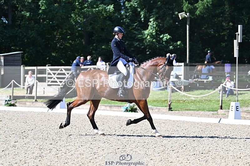 250522A-095431-02767 - A-009-Clementine.Crosthwaite.Eyre-LYJADOR