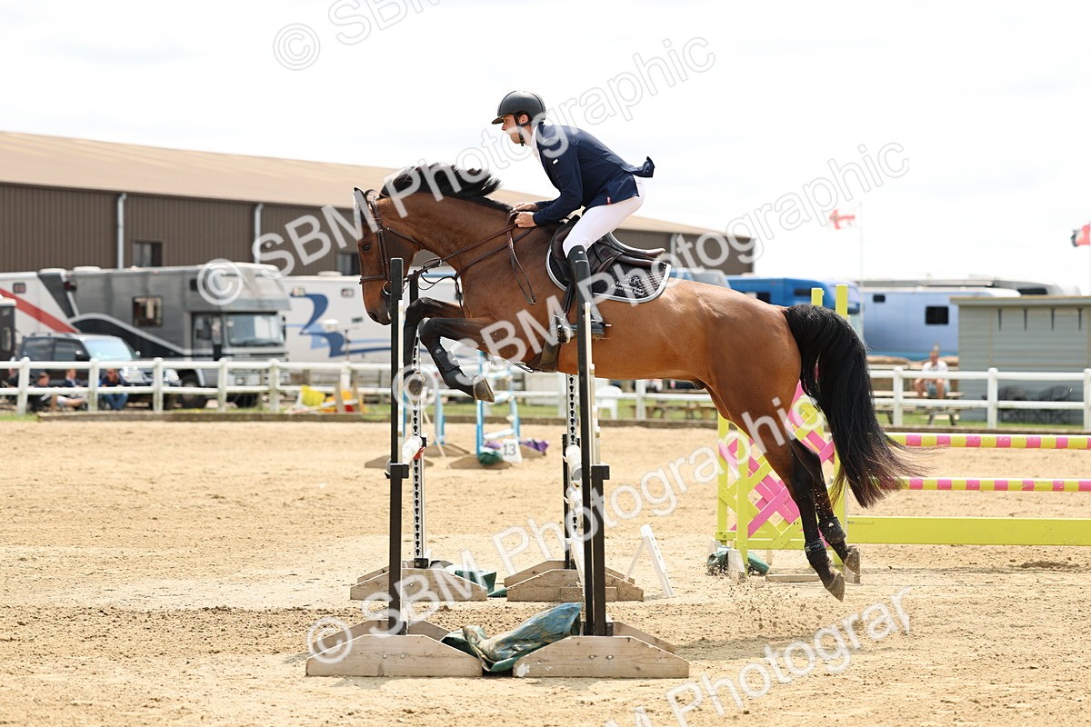 SBM_005647 - Class 17 - Senior Discovery - 1.00m