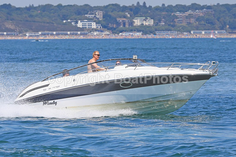 170618 SILVER - WINDY 25 MIRAGE 1Y3A5533 - Motorboats - Open