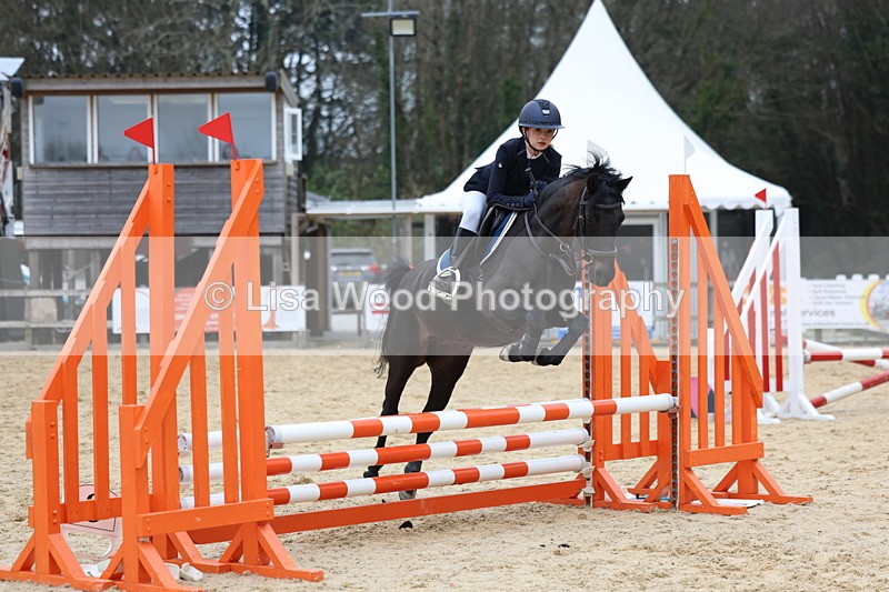 3E7A7874 - Class 10: Junior 60cm