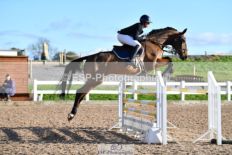231110A-144609-00867 - Cls 6 Foxhunter & 1.20m Open