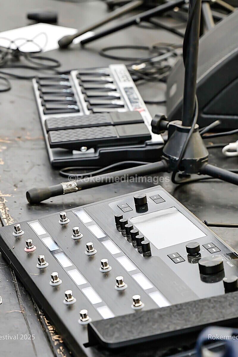 SATURDAY-55 - MINETY 2025