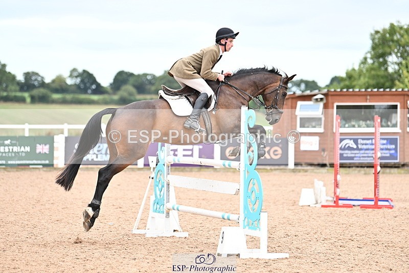 250820B-131809-00750 - Cls 4 Newcomers and 1.10m Open