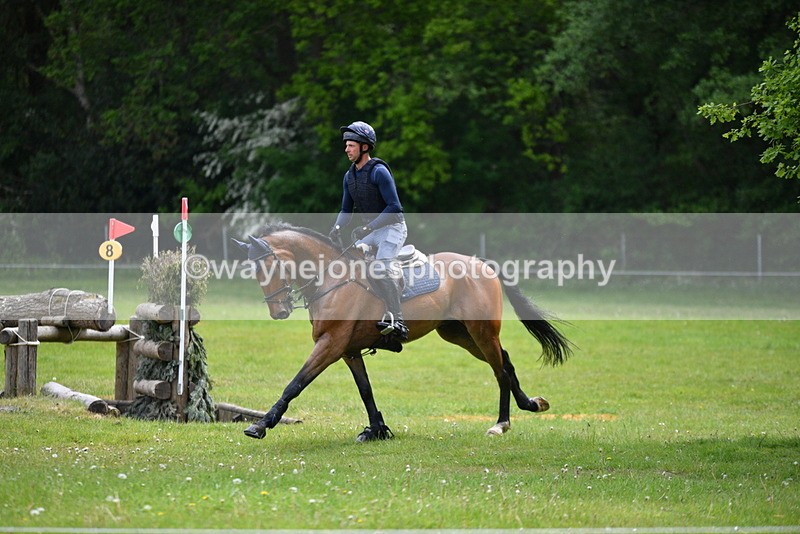 WJ5_5128 - Time 12:04 to 13:05