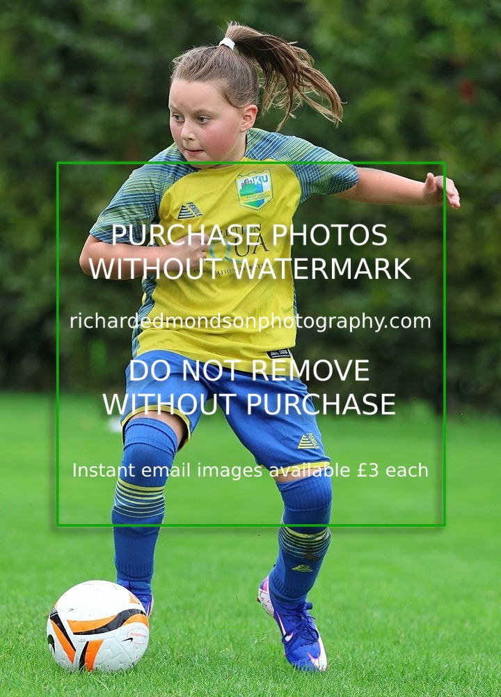 533A2791 - Kendal United Girls U9
