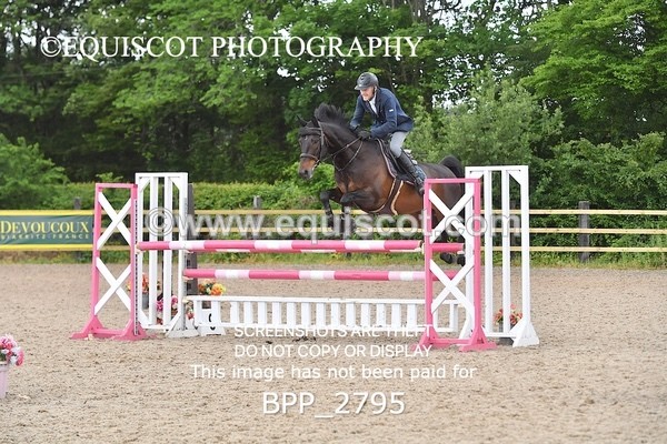 BPP_2795 - SUN CLASS 18 Senior Newcomers/ 1.10m Open