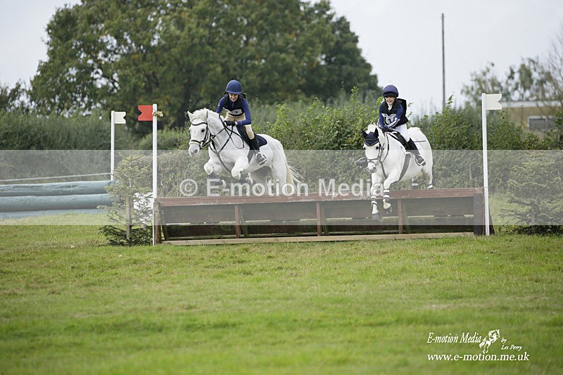  WWHT 171021 2127 - Novice Pairs (0.80m)  17/10/21