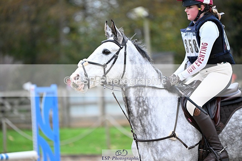 241117-142607-04569 - Cls 3 90-95cm 14.00 to 15.00