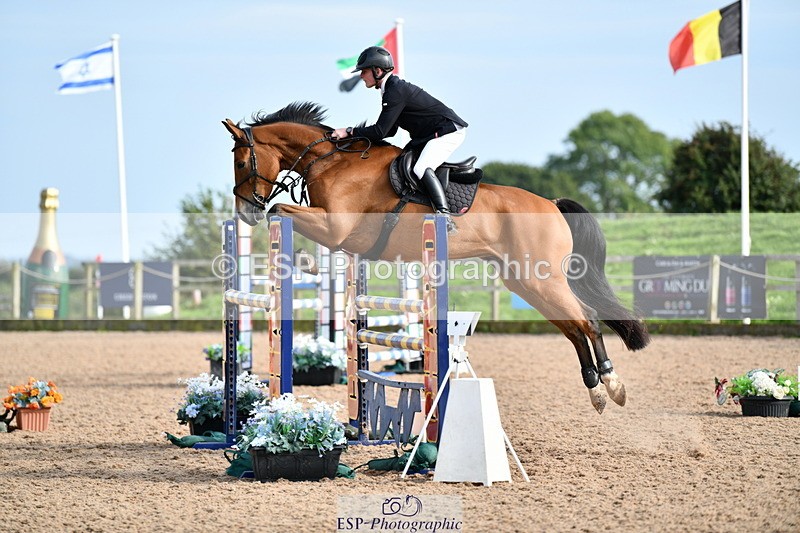 240915A-163851-11061 - Cls 30 Snr Foxhunter