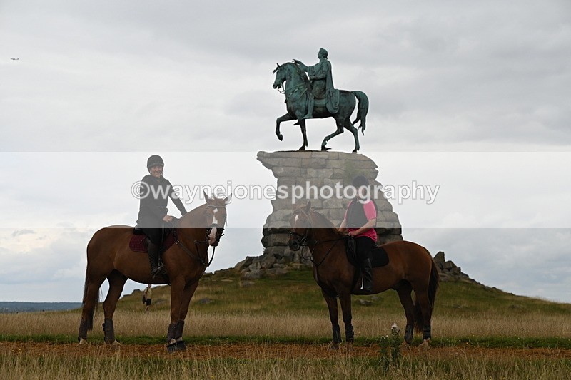 DSC_7451 - Time at Statue 13:16 to 13:52