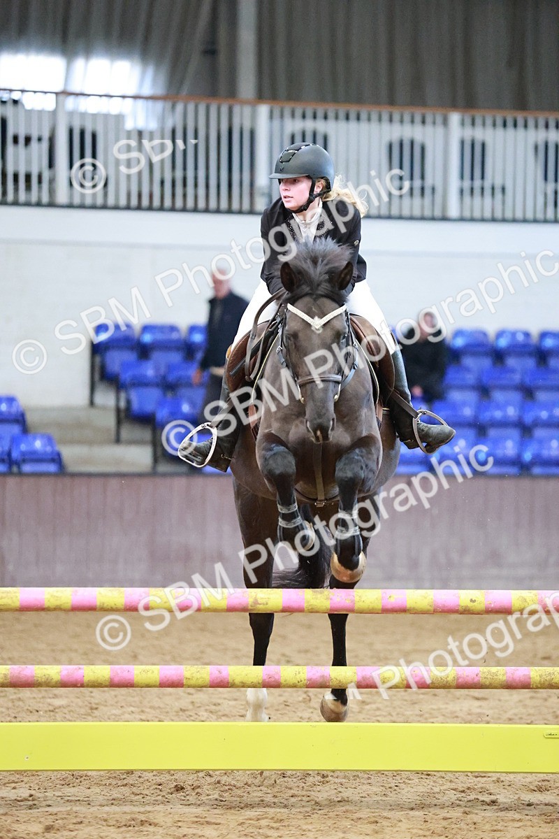 SBM_000499 - Class 2 - Senior British Novice 90cm
