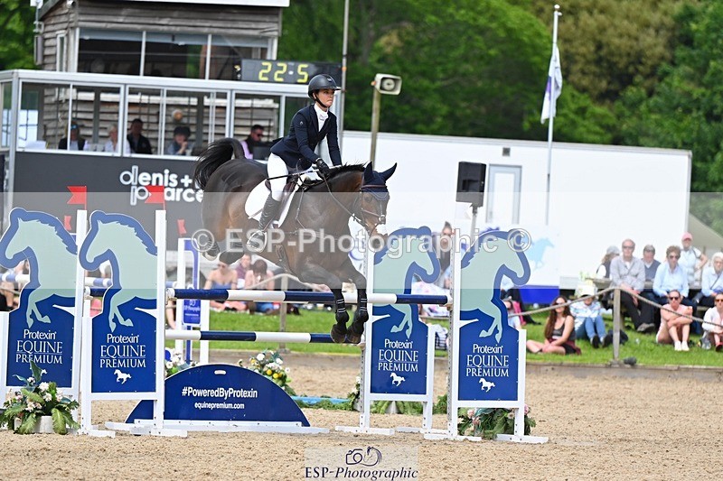 240525-143018-15740 - 448-DISCO_TRAVELER-Molly_Duda