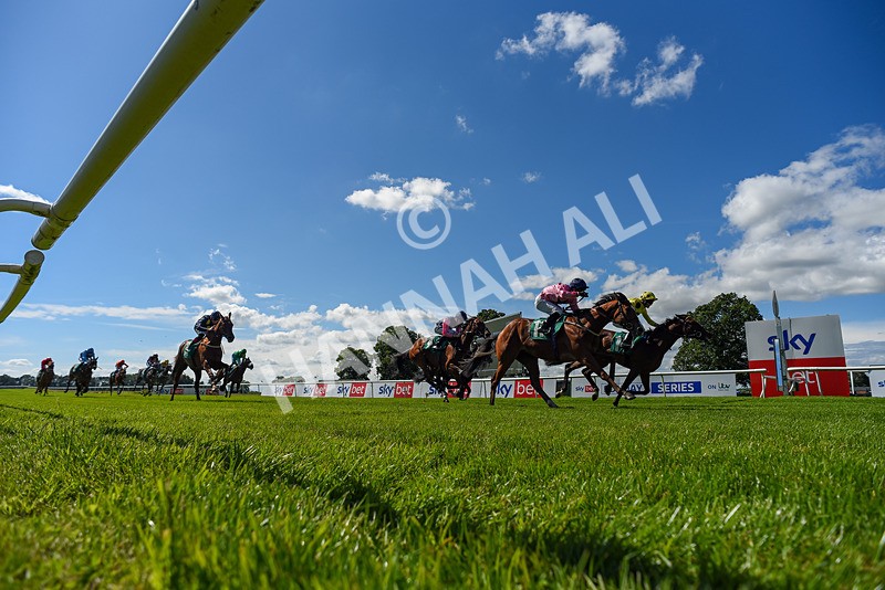 160624-Race 1-Alice Fairfax-0837 - Race 1