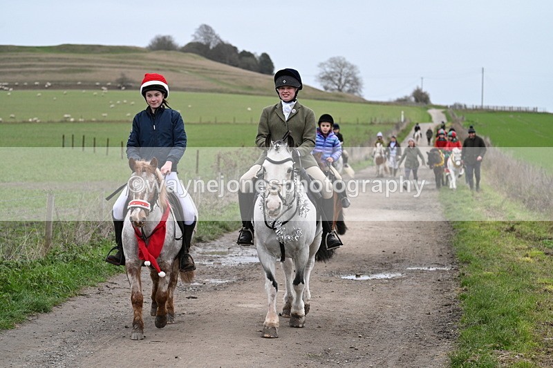 WJ7_1305 - Walk Home