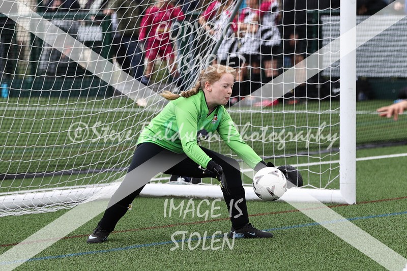 1DX31450 - Sat 6th U12 Girls