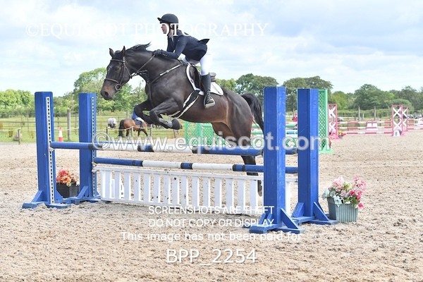 BPP_2254 - CLASS 3 SAT British Novice/ 90cm Open