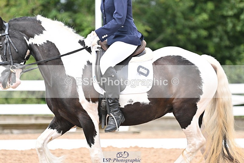 240817A-122146-08255 - 278-Chloe.Matravers-Fancy.pants