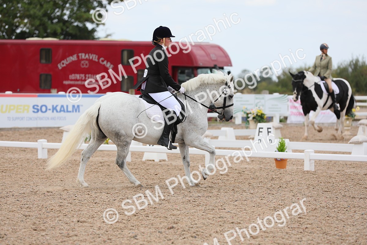 SBM_05663 - Class 32 Novice 1