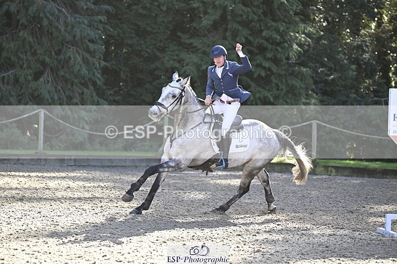 241026-115549-12679 - 001-Cameron.Beer-NEWPORTS.DEFINITELY.UNTOUCHABLE