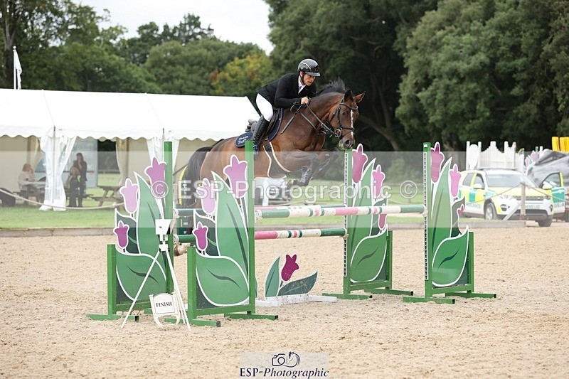 240817-154538-02769 - 06A Snr Fox 1.20m open