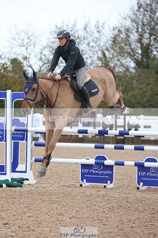 231112A-134720-04654 - Cls 20 Newcomers & 1.10m Open