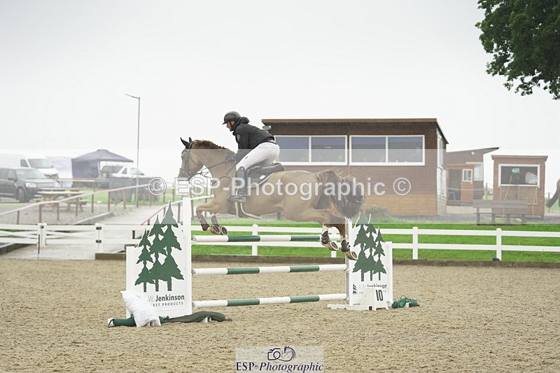 230722A-113830-08902 - Cls 19, 1 Star Silver 1.20m