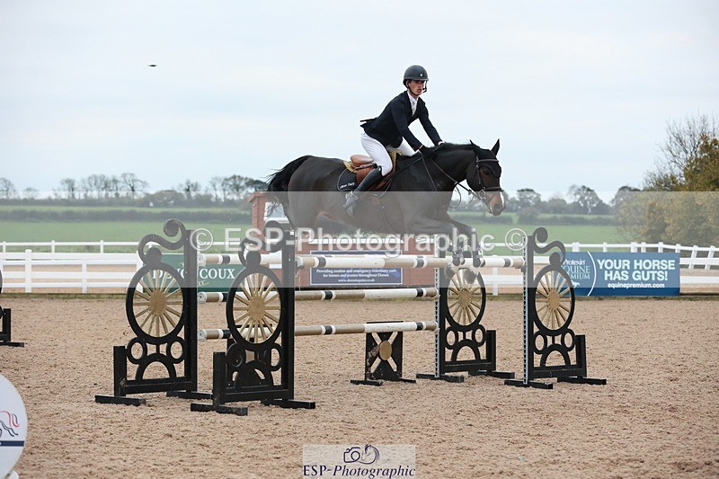 241101A-160122-03189 - FRI Cls 8 National 1.30m