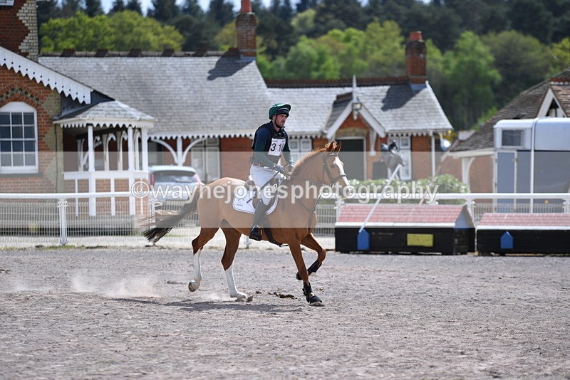 WJ5_2823 - Time 13:16 to 13:52